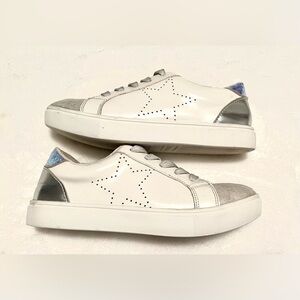 NWOT Steve Madden Rezume Sneakers Glitters